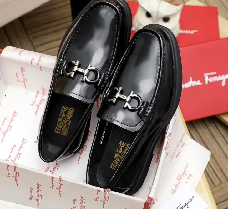 hype Ferragamo Leather Shoes