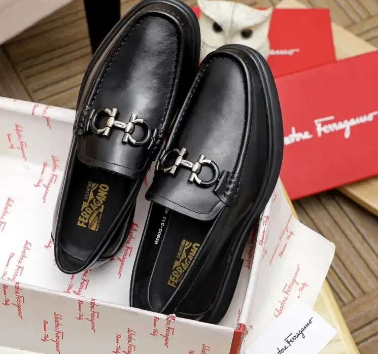 hype Ferragamo Leather Shoes