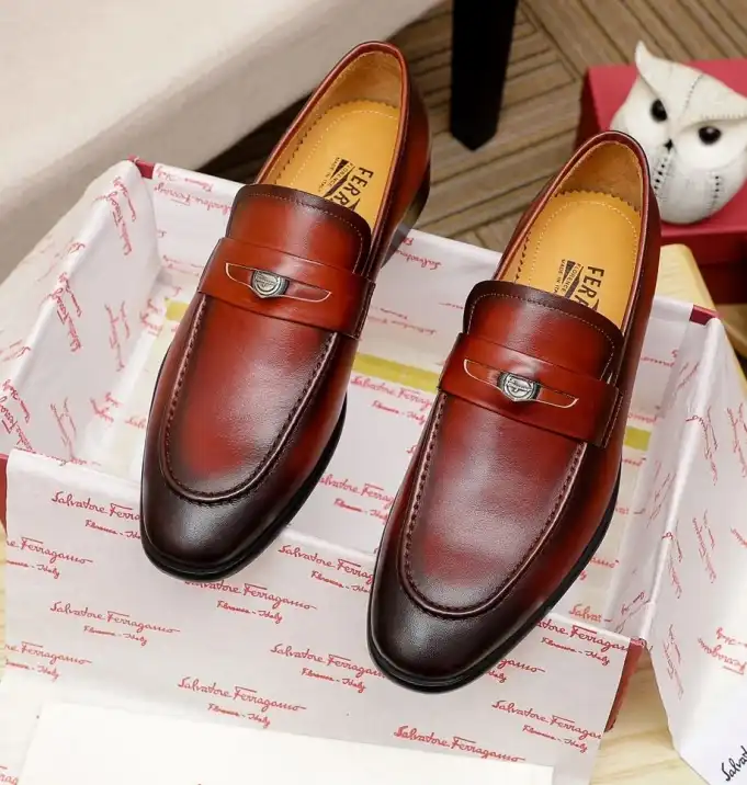 hype Ferragamo Leather Shoes