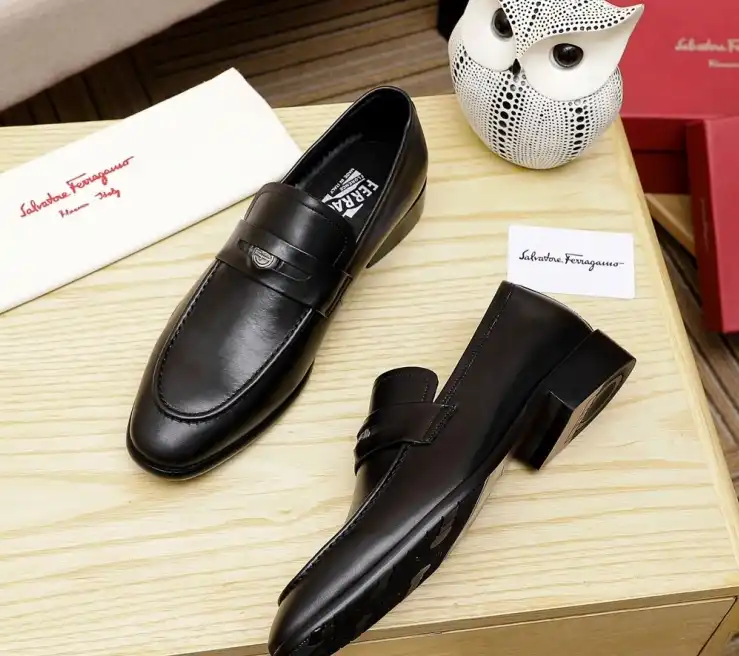 hype Ferragamo Leather Shoes