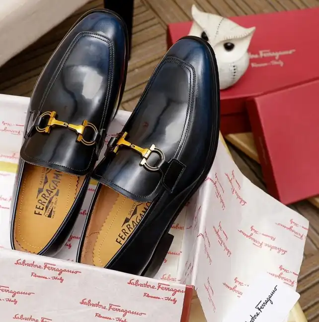 hype Ferragamo Leather Shoes