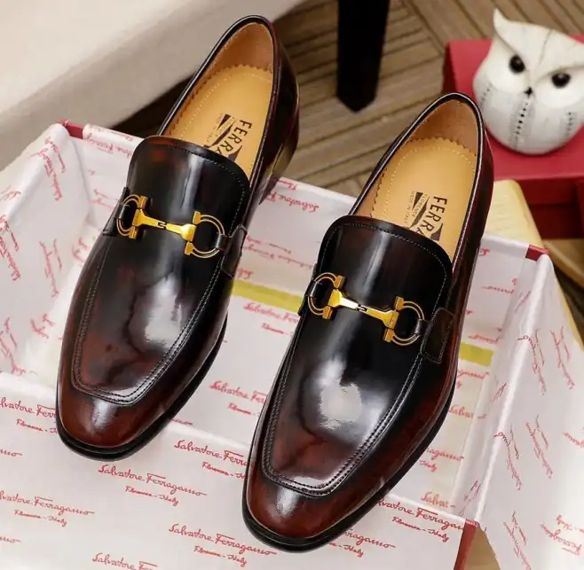 hype Ferragamo Leather Shoes