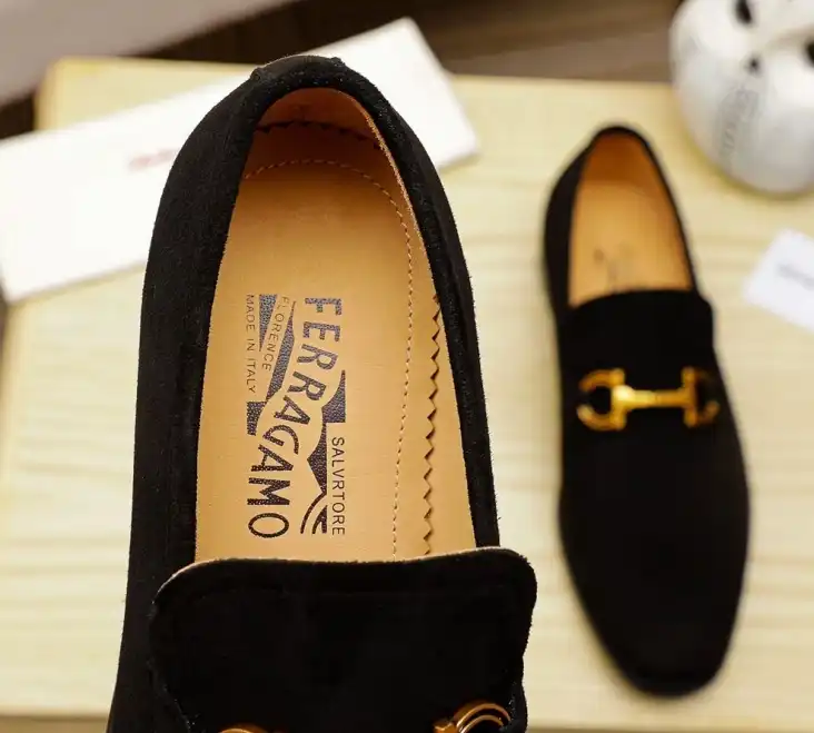 hype Ferragamo Leather Shoes