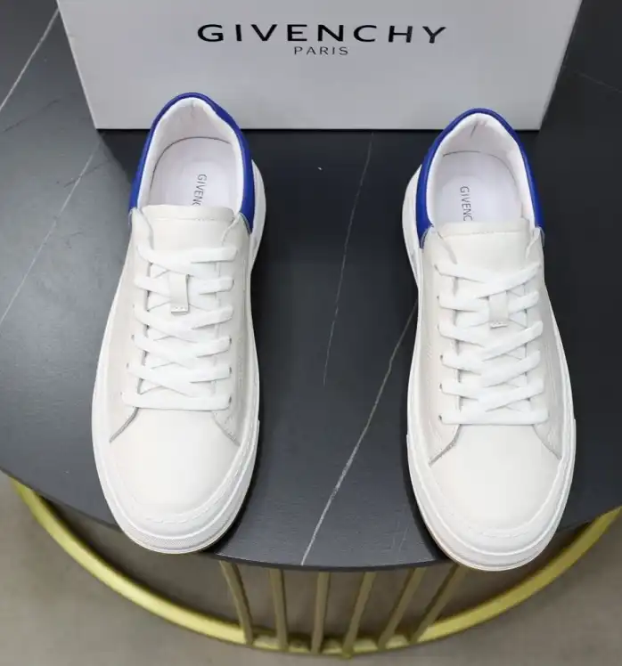 hype Givenchy Sneakers