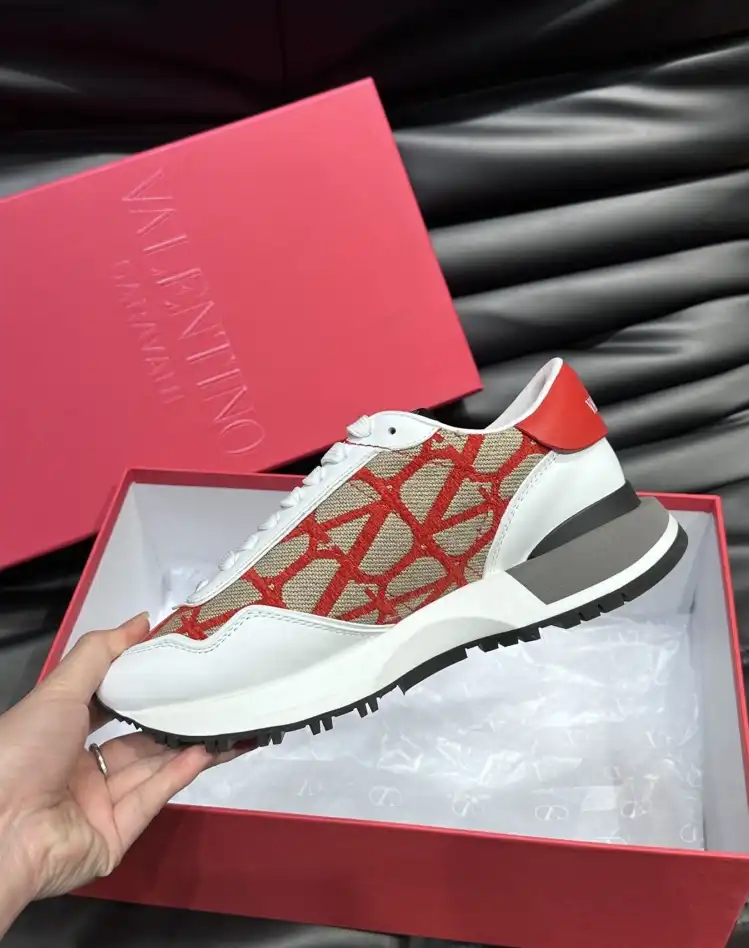 hype Valentino Casual Shoes