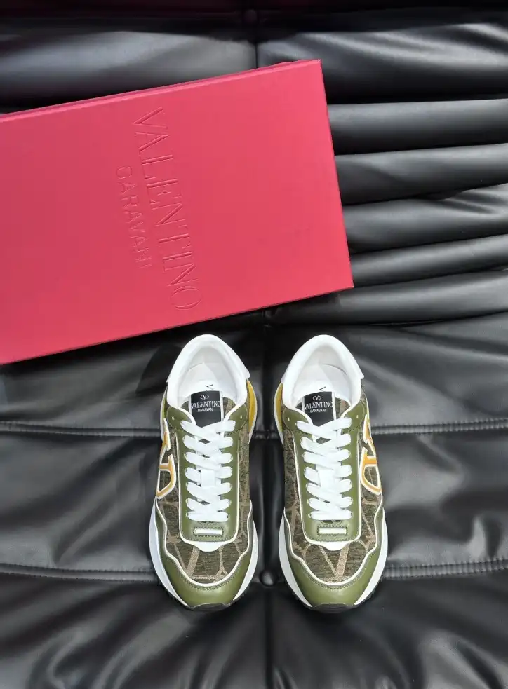 hype Valentino Casual Shoes