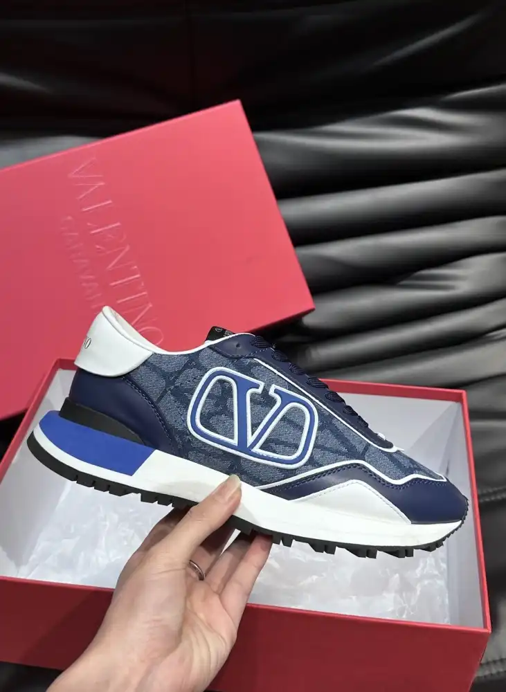 hype Valentino Casual Shoes