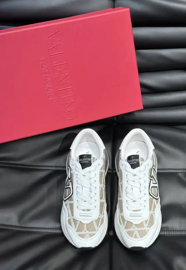 hype Valentino Casual Shoes