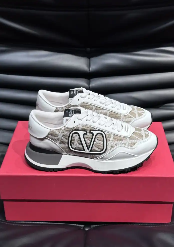 hype Valentino Casual Shoes