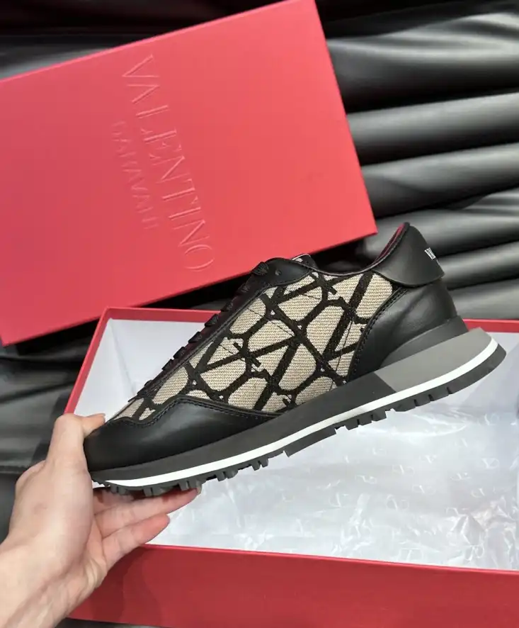 hype Valentino Casual Shoes