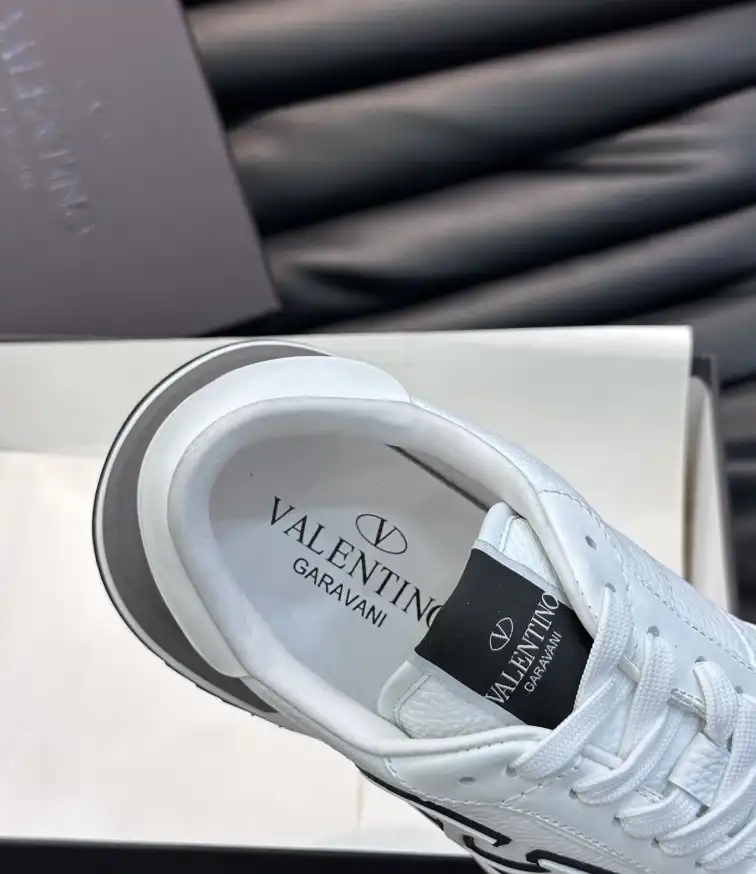 hype Valentino Casual Shoes