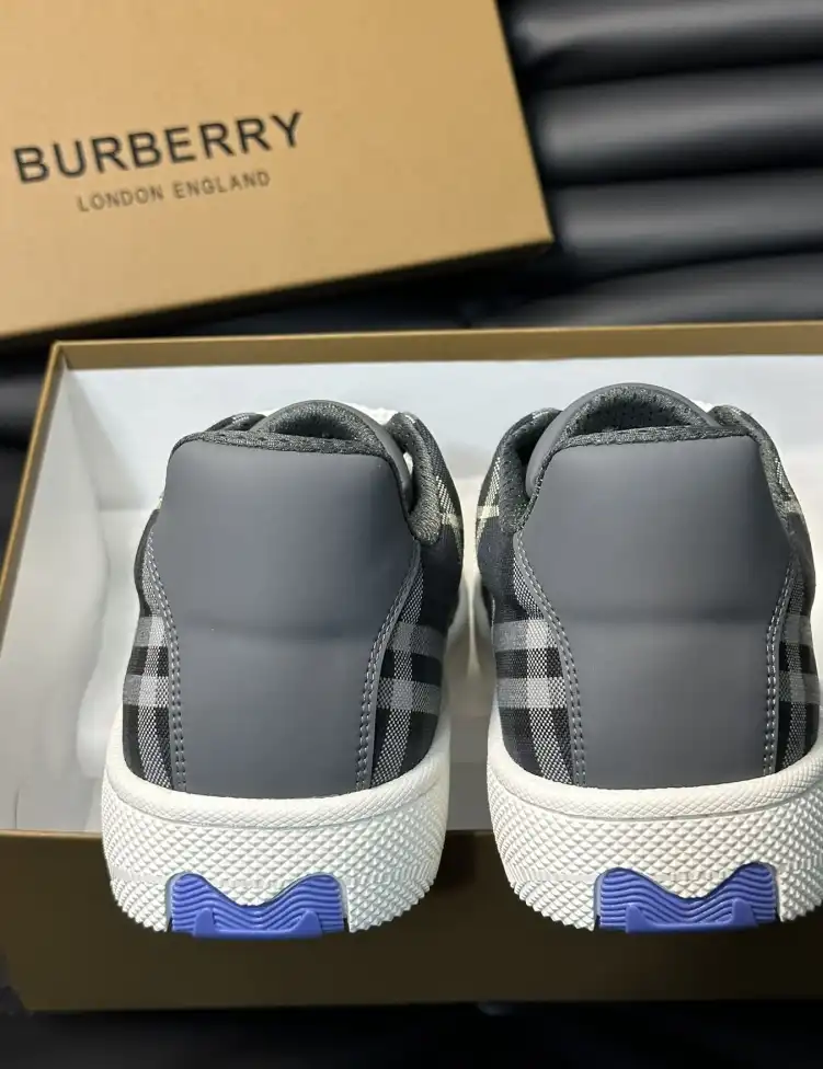 hype Burberry Sneakers