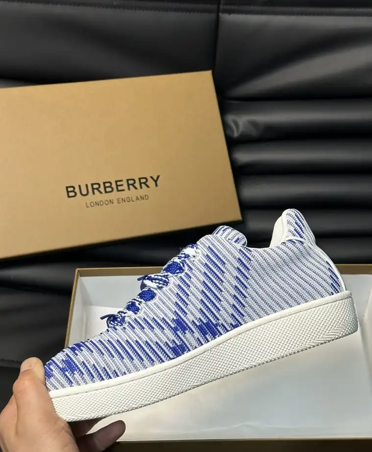 hype Burberry Sneakers