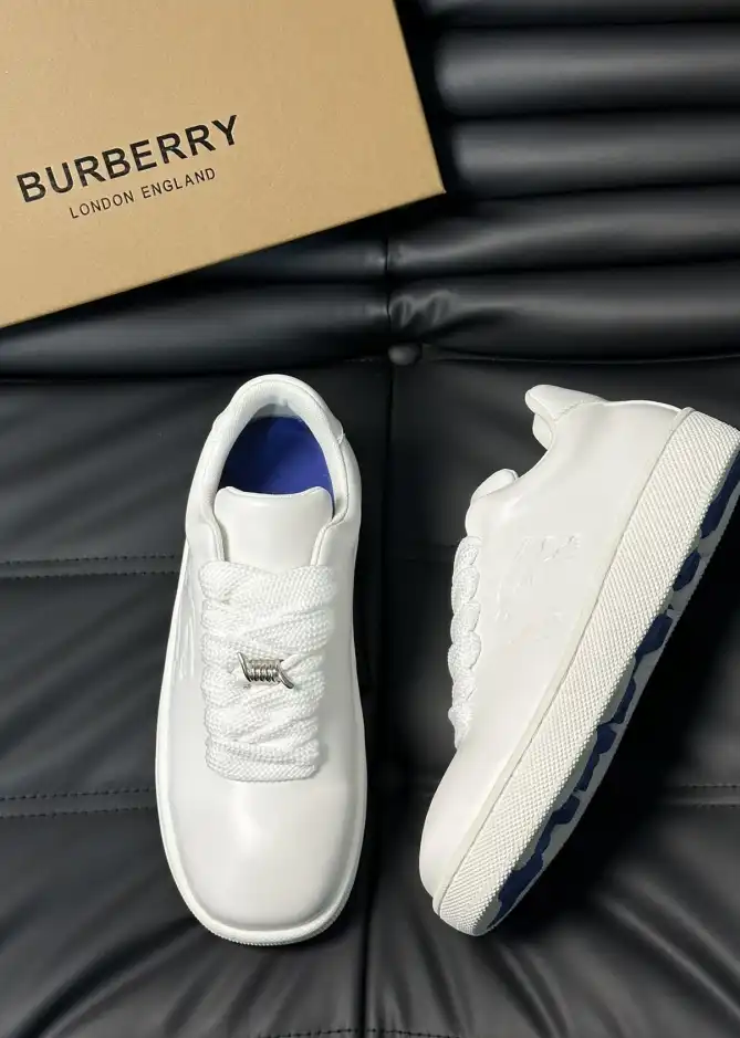 hype Burberry Sneakers