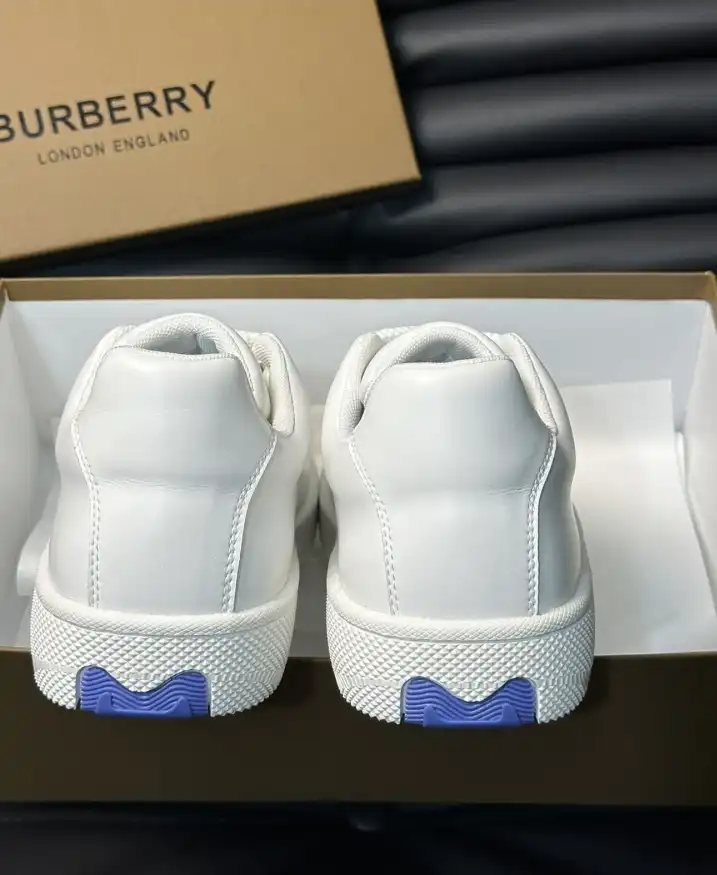 hype Burberry Sneakers