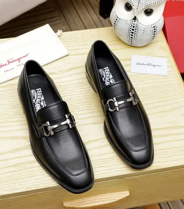 hype Ferragamo Leather Shoes