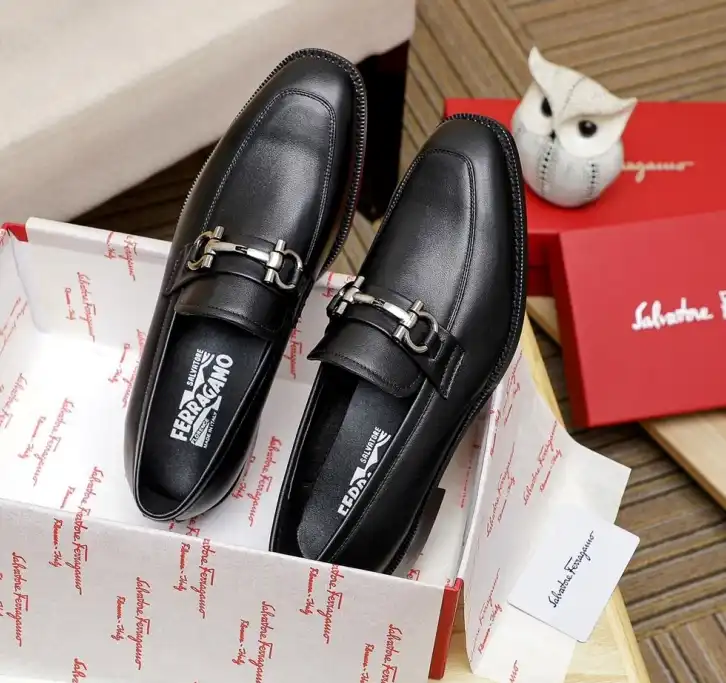 hype Ferragamo Leather Shoes