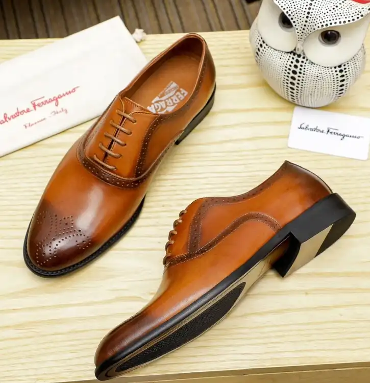 hype Ferragamo Leather Shoes