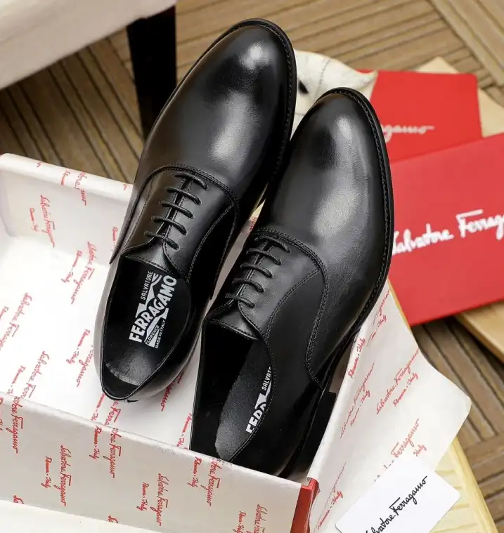 hype Ferragamo Leather Shoes