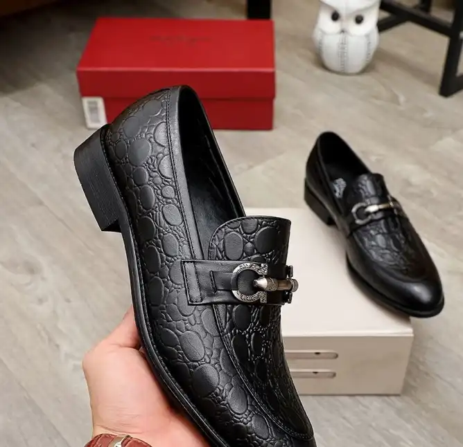 hype Ferragamo Leather Shoes