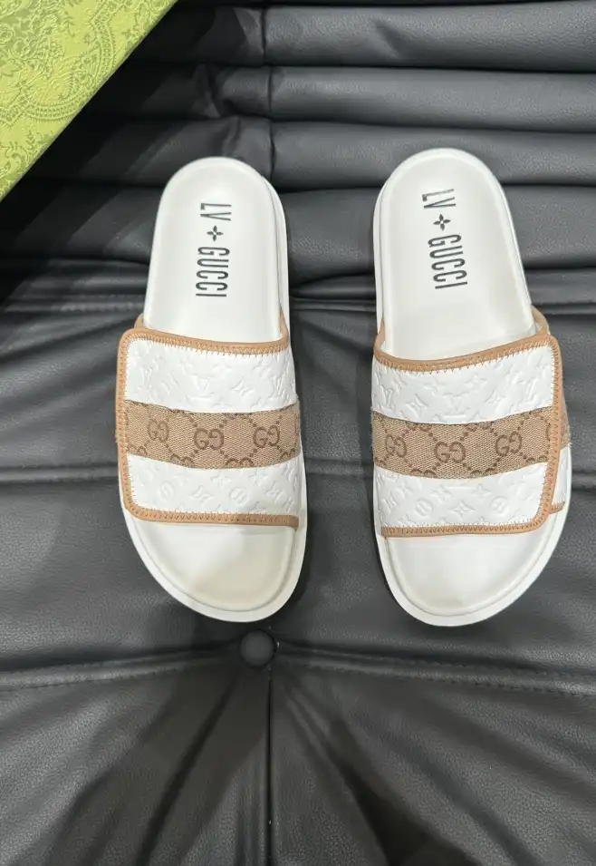 hype Gucci Slippers