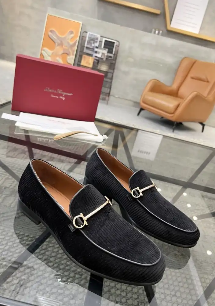 hype Ferragamo Leather Shoes