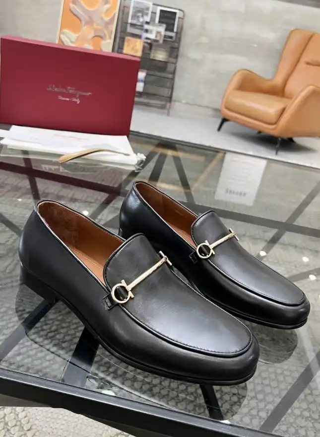 hype Ferragamo Leather Shoes