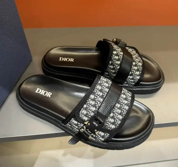 hype Christian Dior Slippers