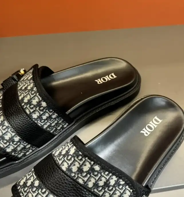 hype Christian Dior Slippers