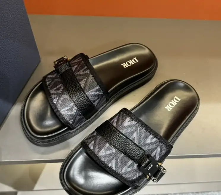 hype Christian Dior Slippers