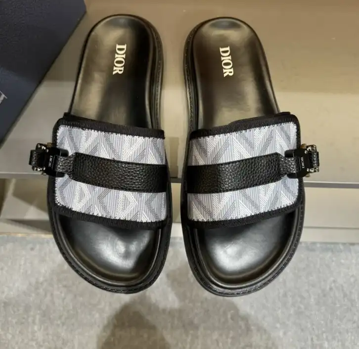 hype Christian Dior Slippers