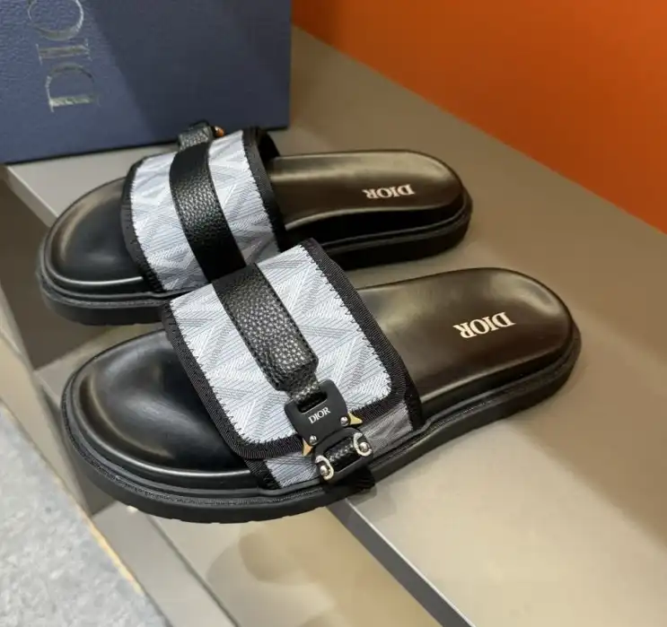 hype Christian Dior Slippers