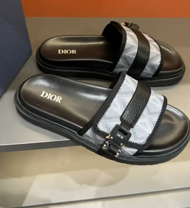 hype Christian Dior Slippers