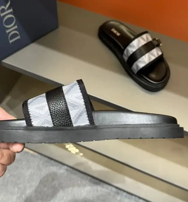 hype Christian Dior Slippers