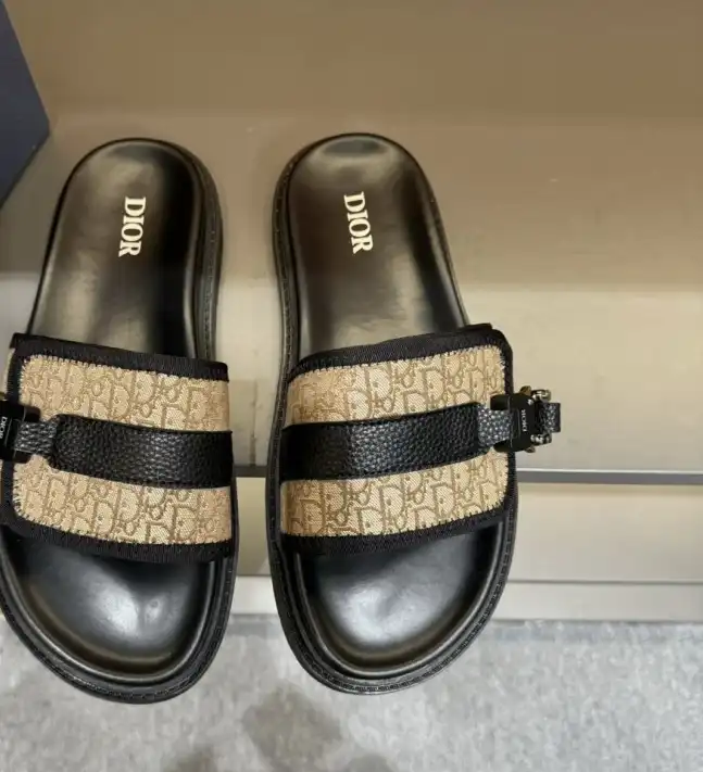 hype Christian Dior Slippers