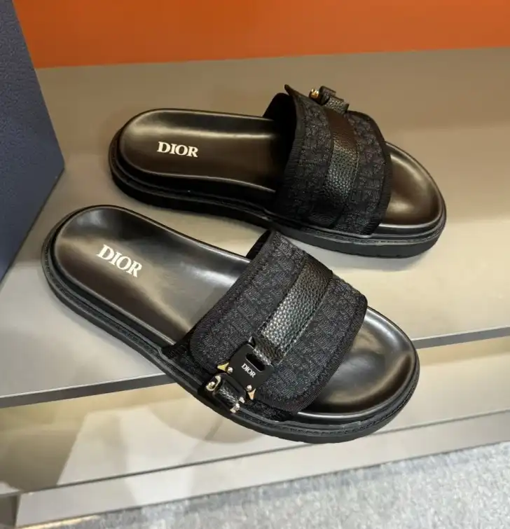 hype Christian Dior Slippers