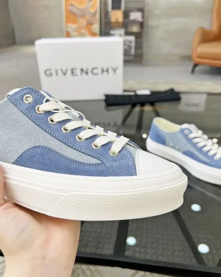 hype Givenchy Sneakers