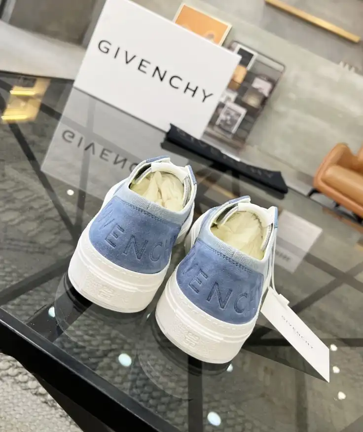 hype Givenchy Sneakers