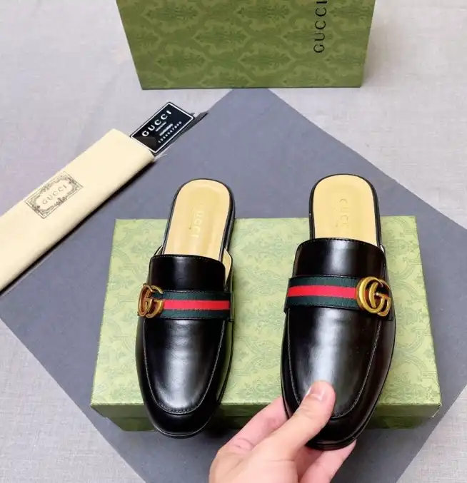 hype Gucci Slippers