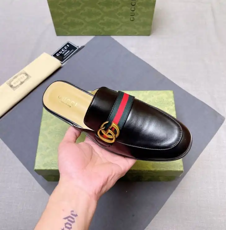 hype Gucci Slippers