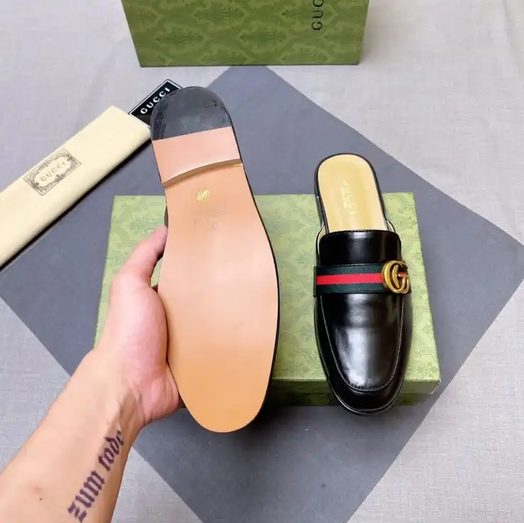 hype Gucci Slippers