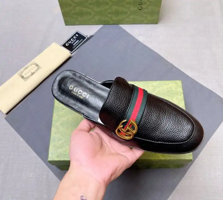 hype Gucci Slippers