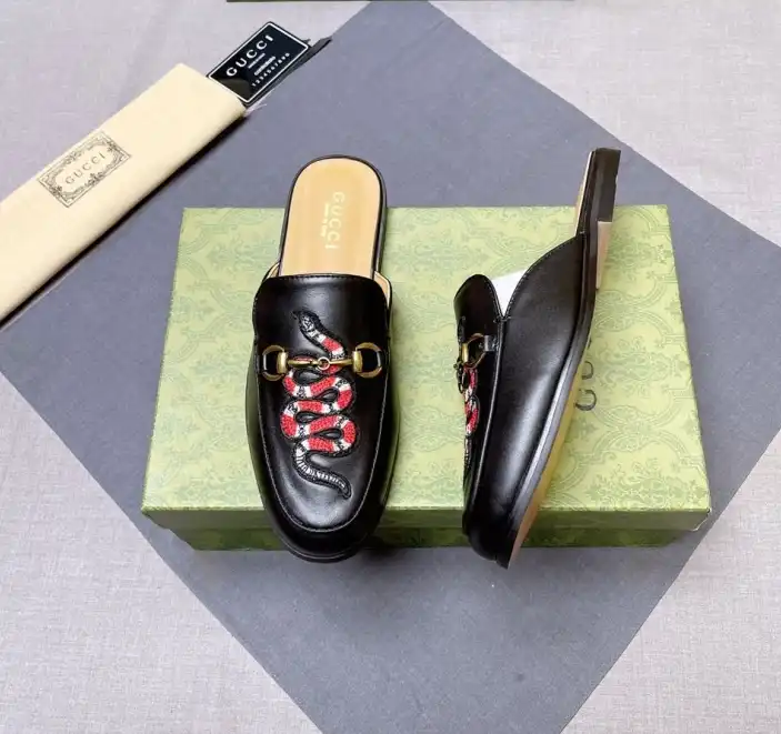 hype Gucci Slippers