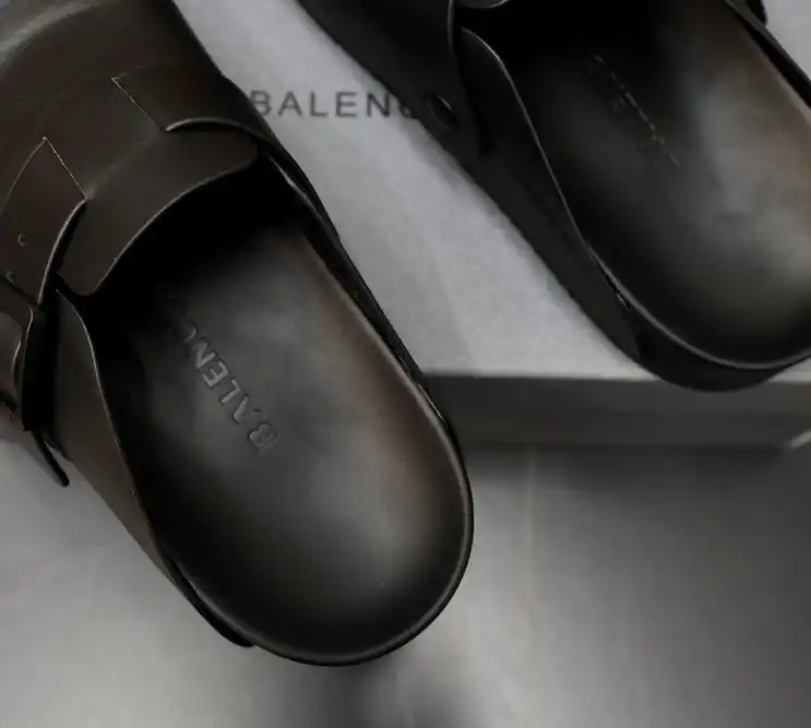 hype Balenciaga Slippers