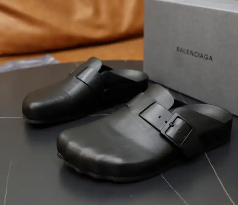 hype Balenciaga Slippers