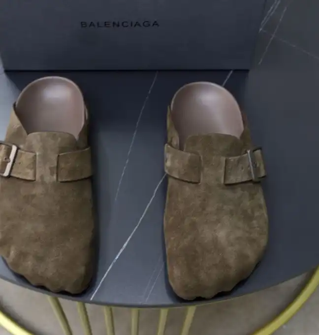 hype Balenciaga Slippers