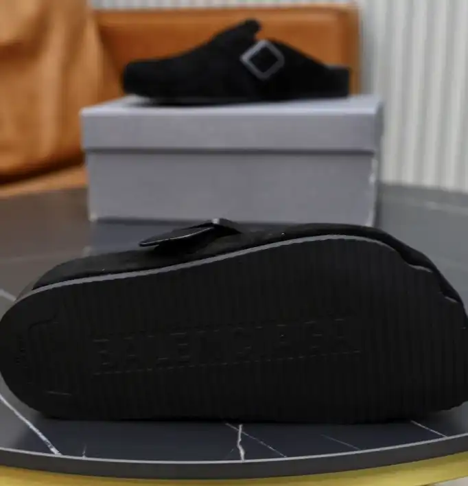 hype Balenciaga Slippers