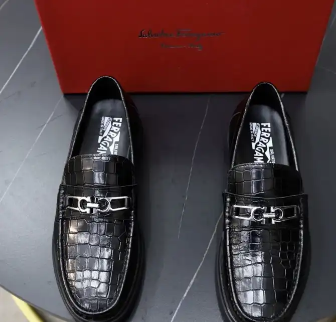 hype Ferragamo Leather Shoes