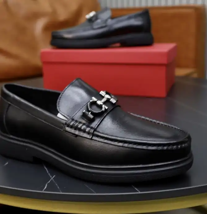 hype Ferragamo Leather Shoes