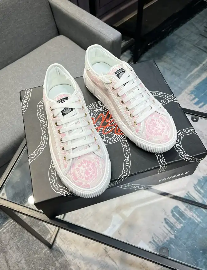 hype Givenchy Sneakers